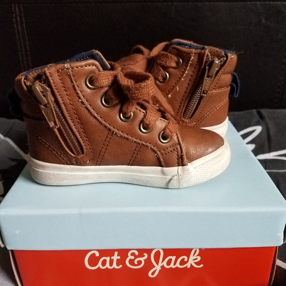 Toddler boots - Picture 3 of 5